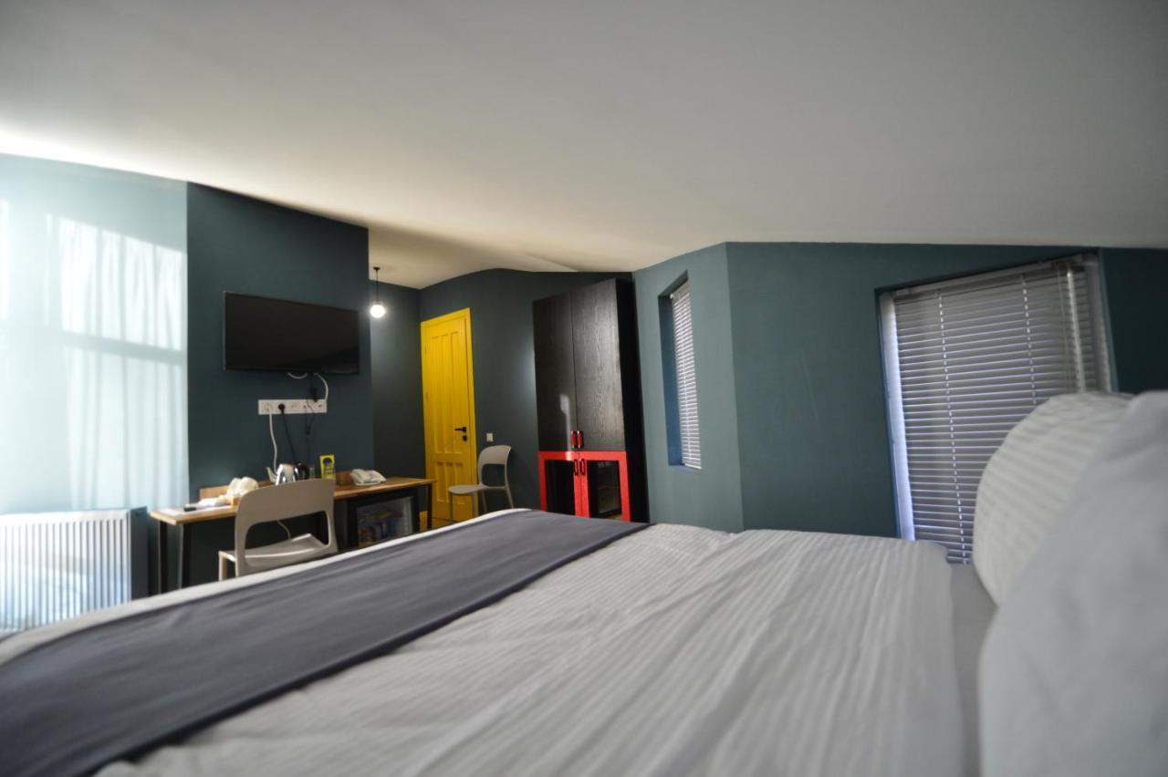 Boutique Hotel 27+ Tiflis Dış mekan fotoğraf